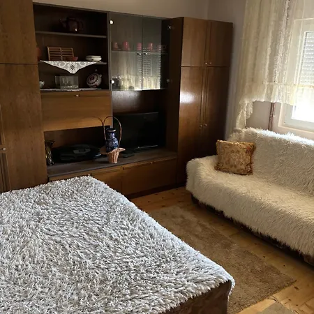 Εξοχικό σπίτι Rada, Kadinjaca