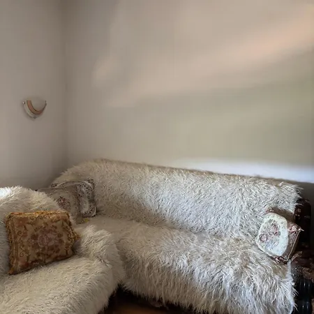 Rada, Kadinjaca Εξοχικό σπίτι Užice