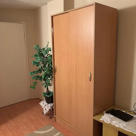 Rada, Kadinjaca Εξοχικό σπίτι