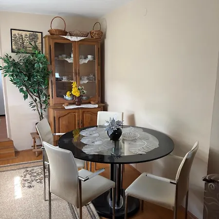 Εξοχικό σπίτι Rada, Kadinjaca Užice